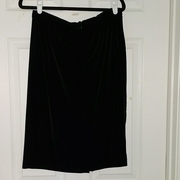 R&K Evening black skirt Sz 12 - Picture 2 of 3